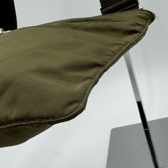 Prada - Authentic - Nylon/Canvas Messenger Crossbody - Green - Picture 5 of 16